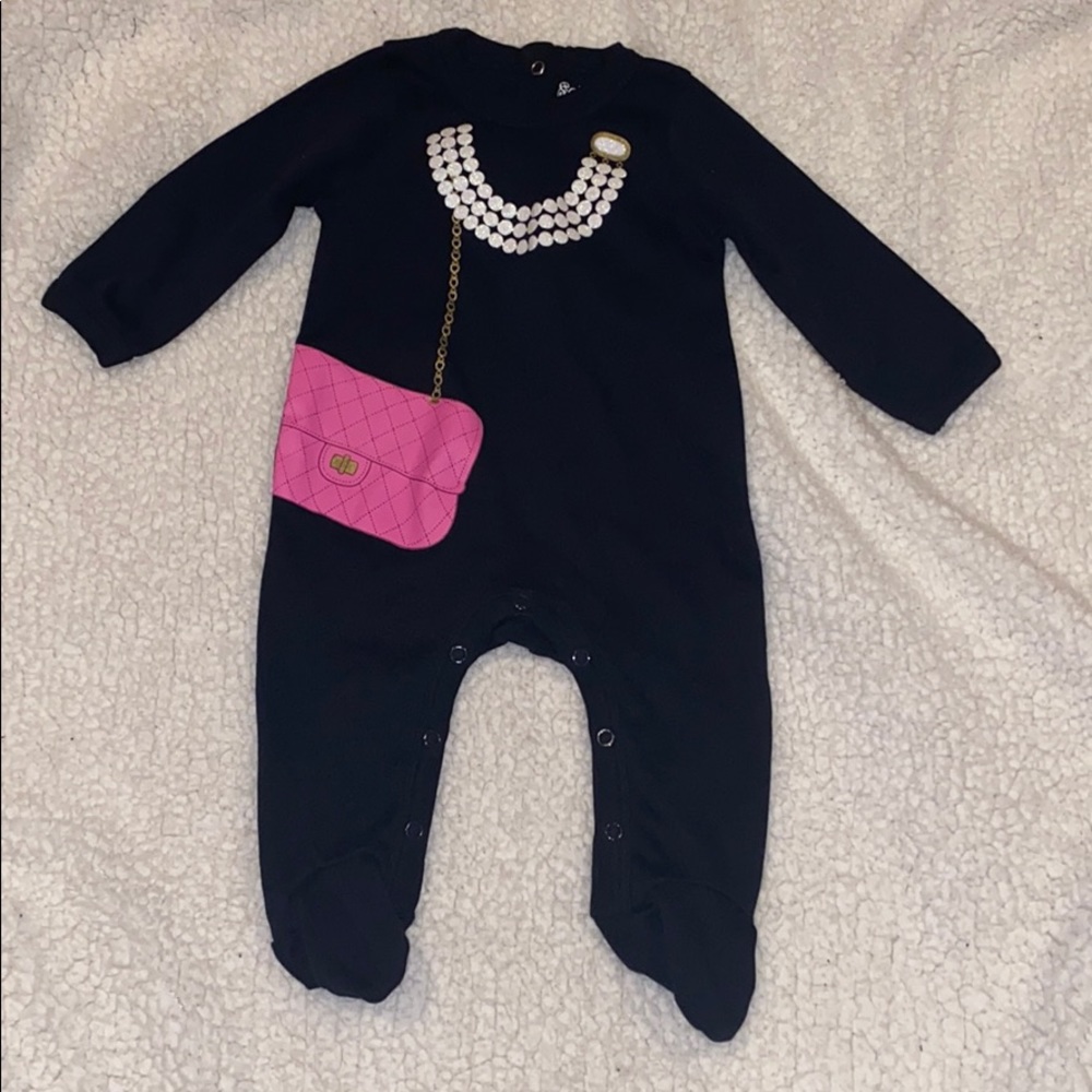 Onesie bodysuit